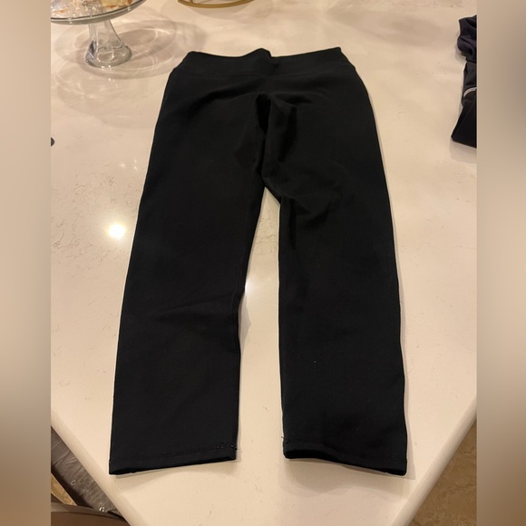 Assorted Leggings Collection - Picture 5 of 7